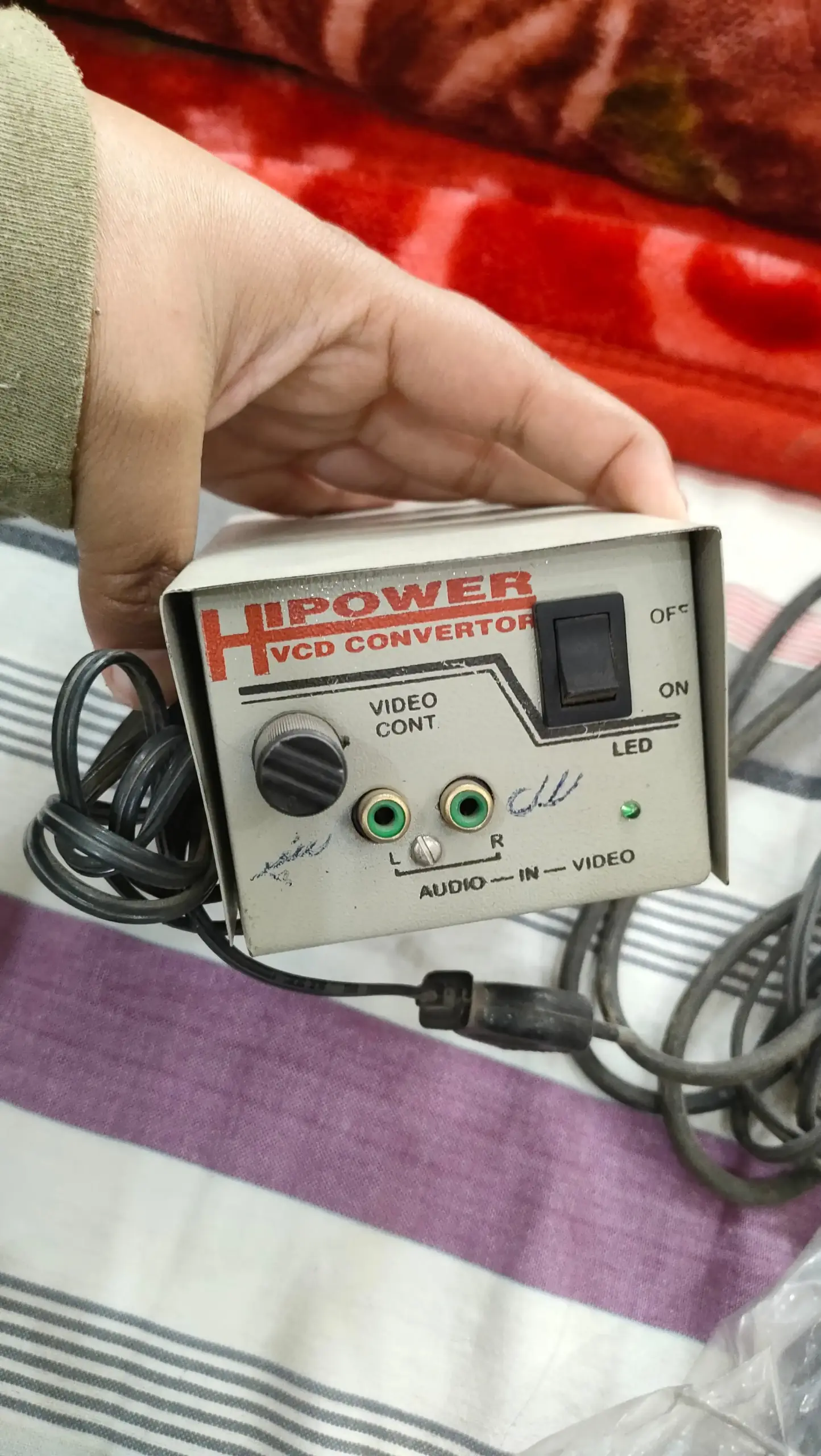Tinwe CD player with lot of Free Video CD’S