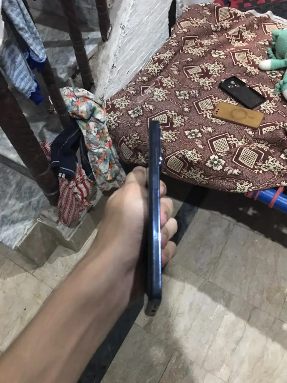 Infinix Hot 40i (8+8GB / 256GB) – Clean Condition With Box