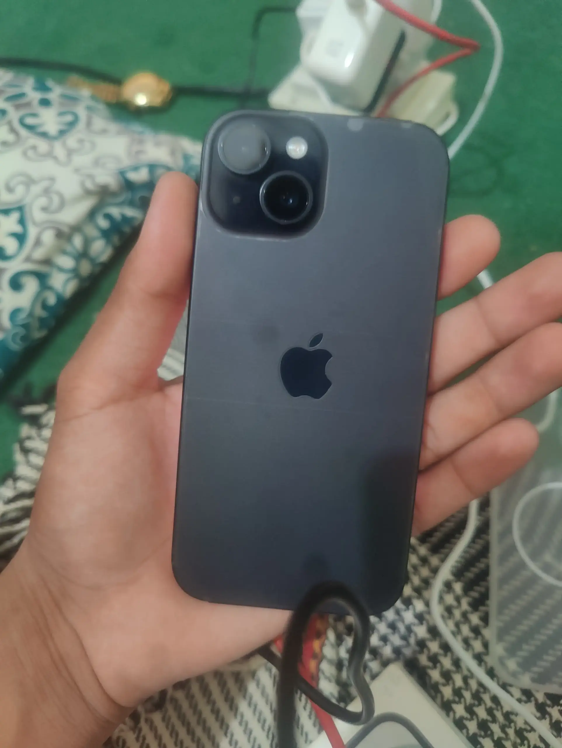 Iphone 15 jv 128 battery 89