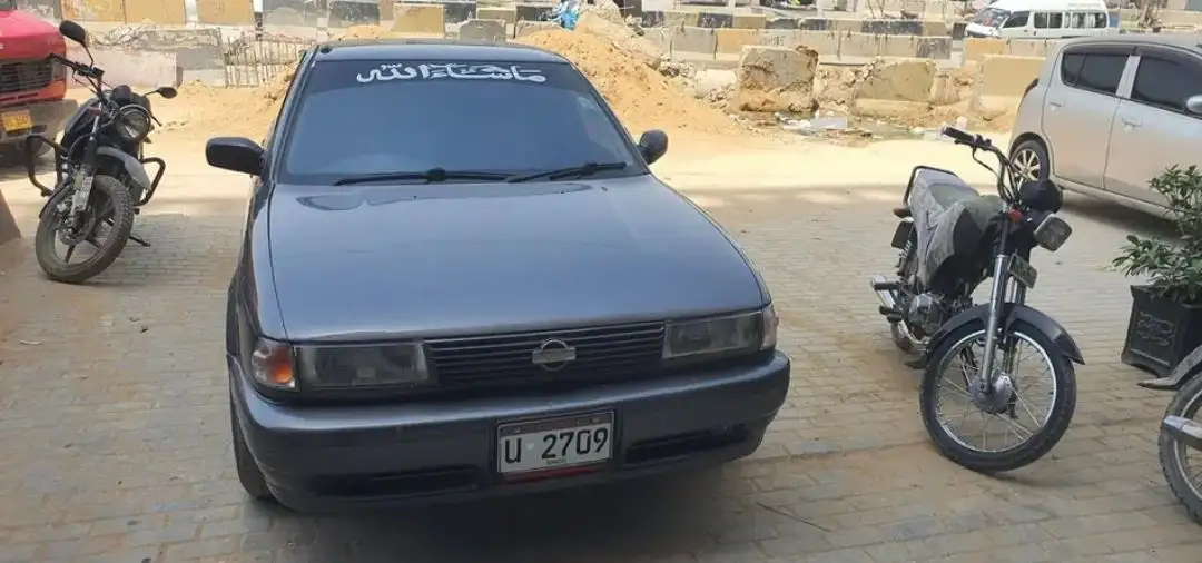 Nissan Sunny 1993