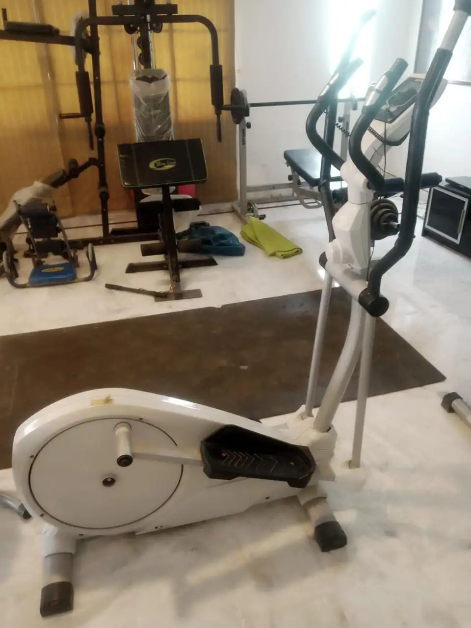 Gym all machines , stands and weights / plates and dumbells 4. 5lacs( Kettler machines)