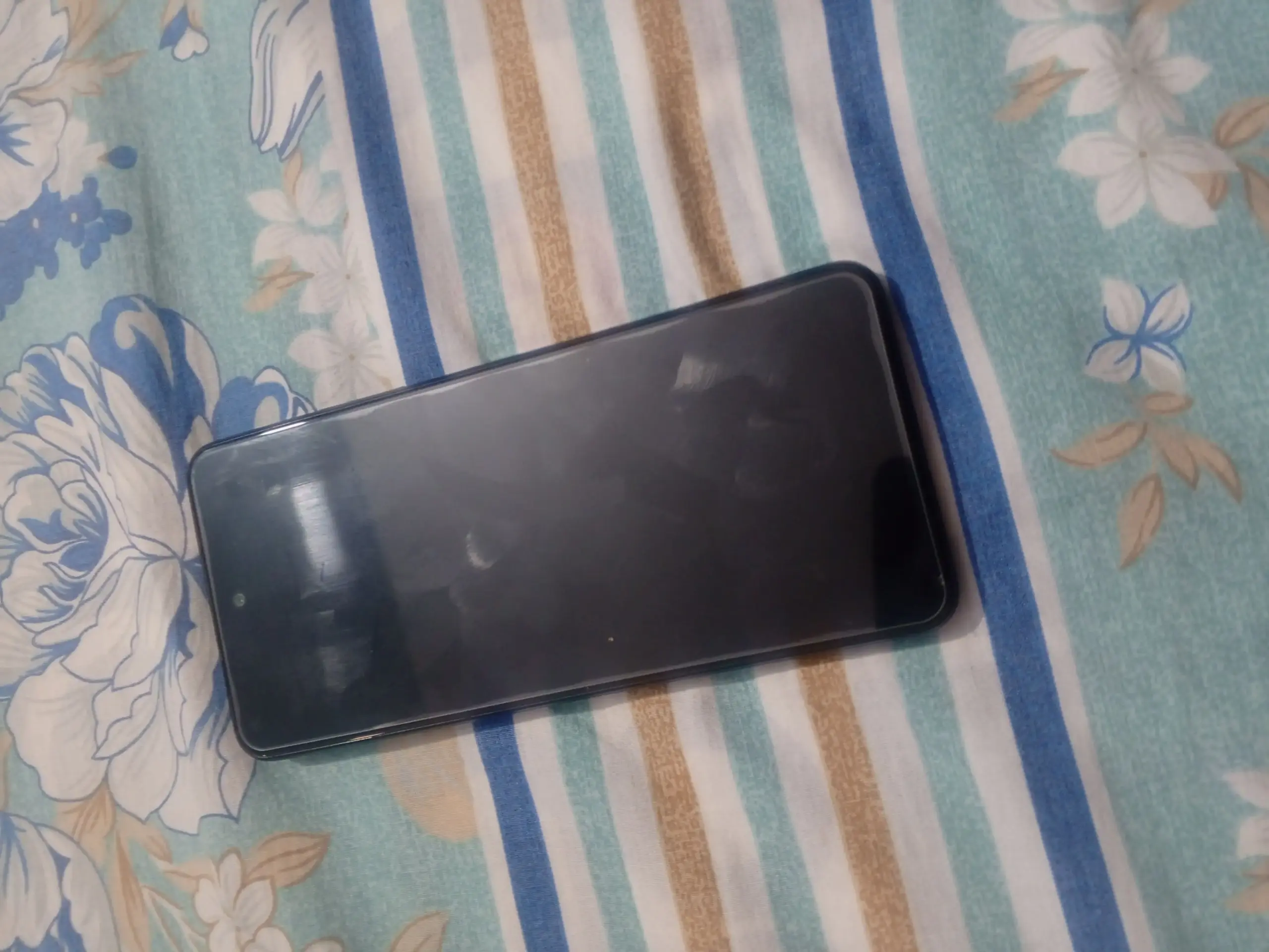 Nubia V 60 Design 16 GB 256 GB