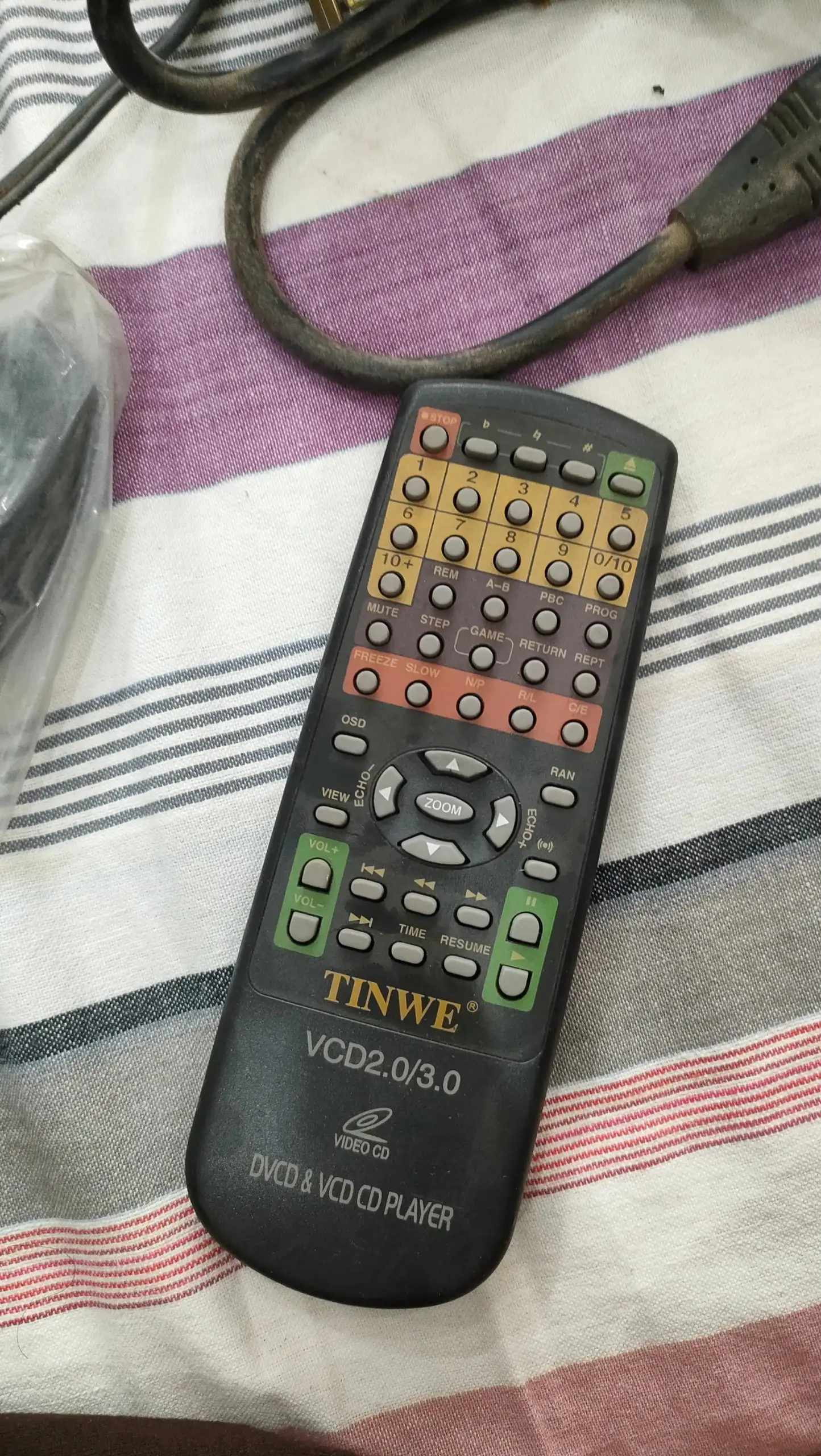 Tinwe CD player with lot of Free Video CD’S