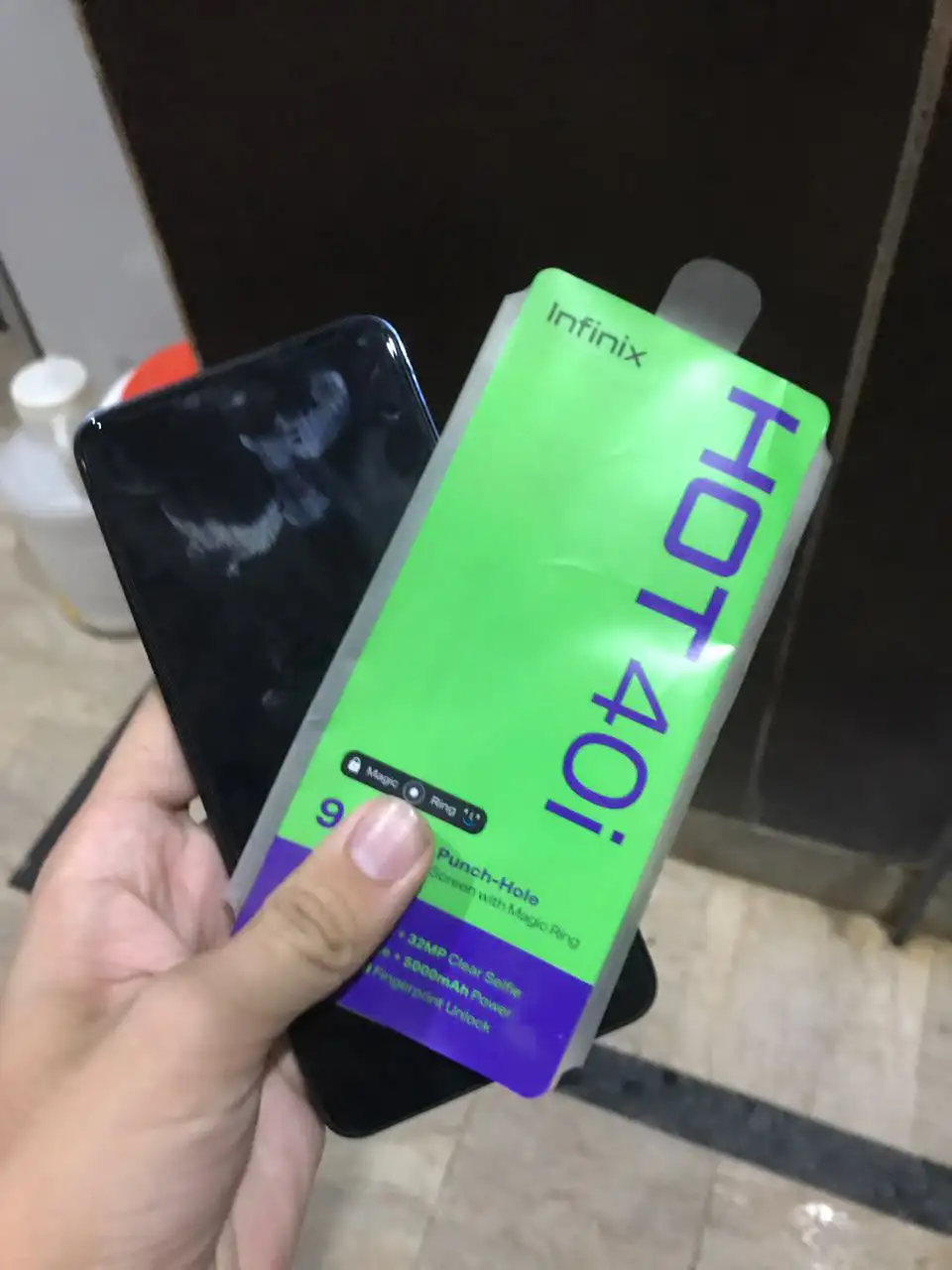 Infinix Hot 40i (8+8GB / 256GB) – Clean Condition With Box