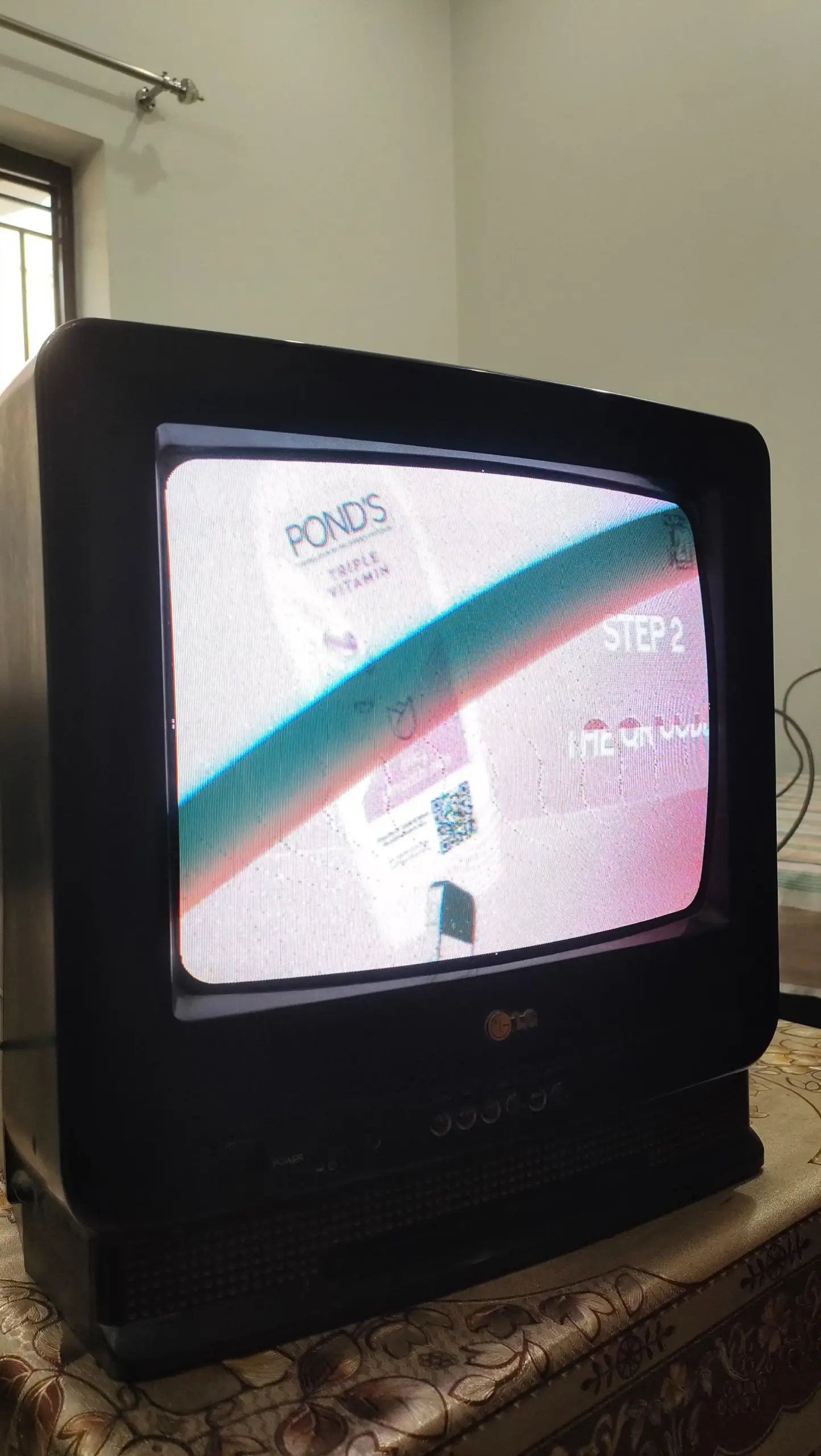 LG 14 inch Color Television