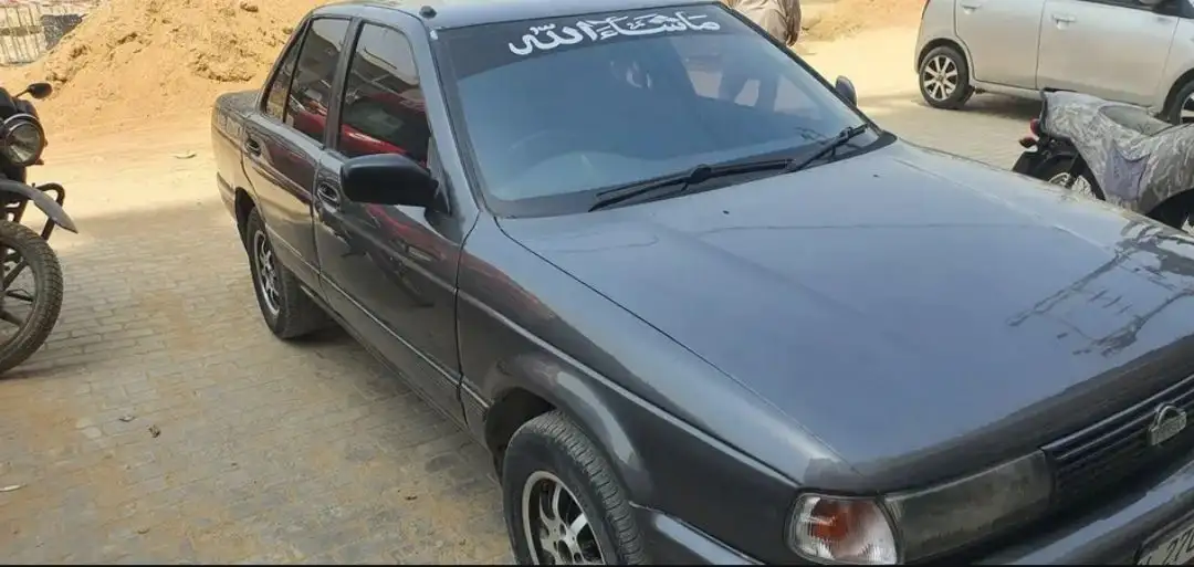 Nissan Sunny 1993