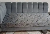 L shape 6 seater sofa with puffy