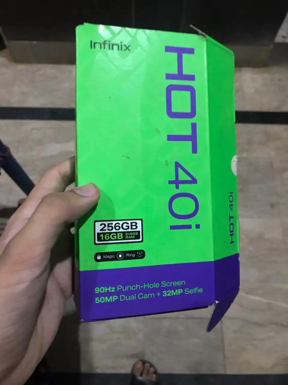 Infinix Hot 40i (8+8GB / 256GB) – Clean Condition With Box