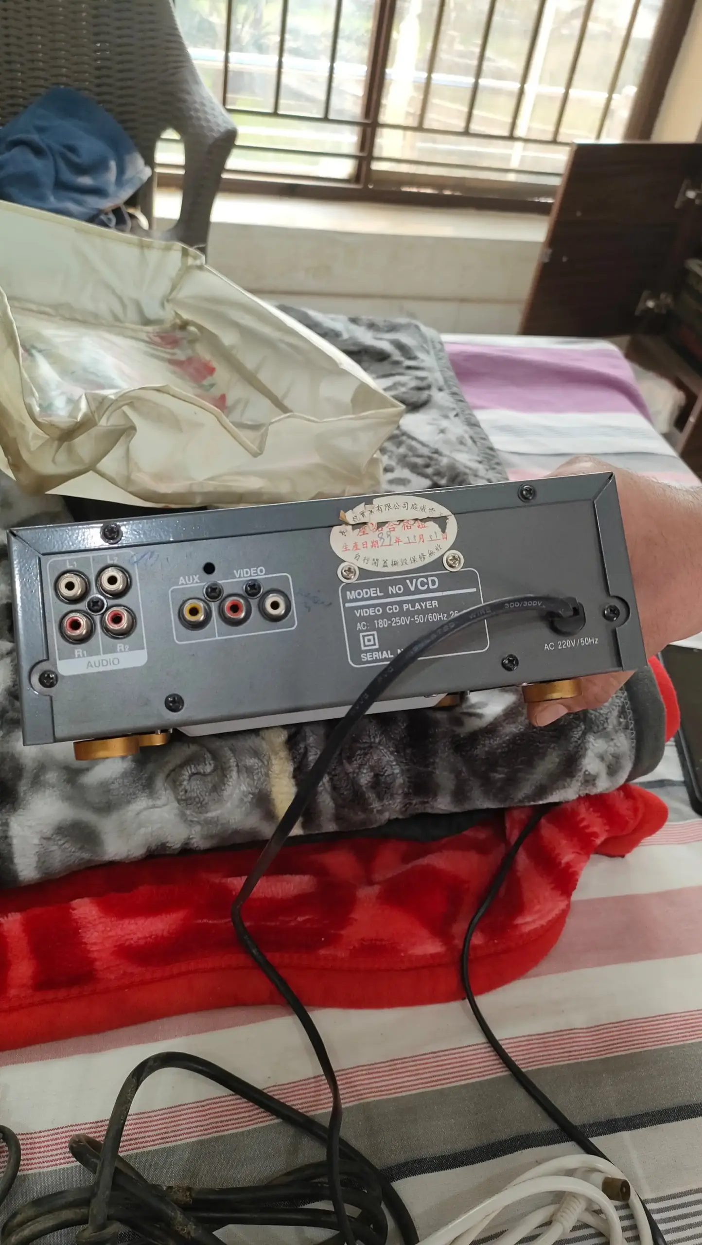 Tinwe CD player with lot of Free Video CD’S