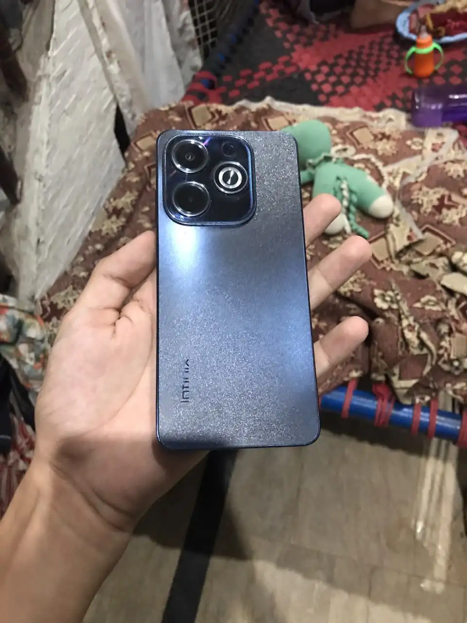 Infinix Hot 40i (8+8GB / 256GB) – Clean Condition With Box