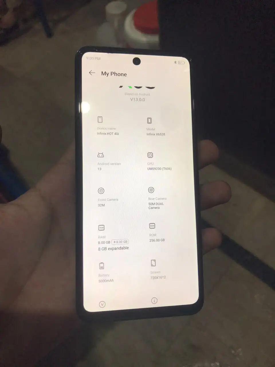 Infinix Hot 40i (8+8GB / 256GB) – Clean Condition With Box