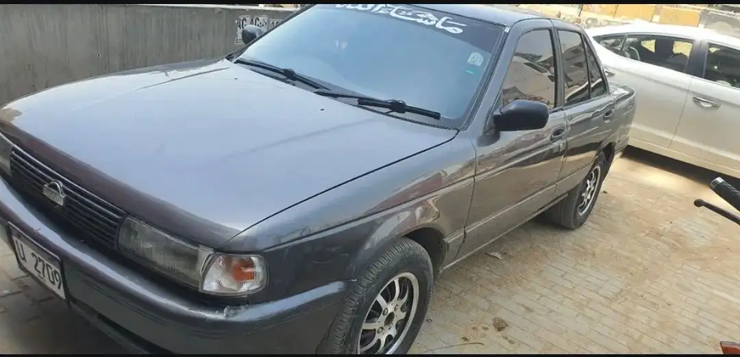 Nissan Sunny 1993
