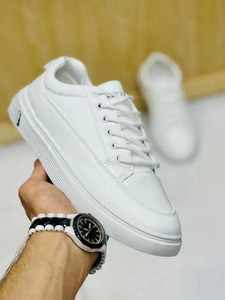 Shoeses