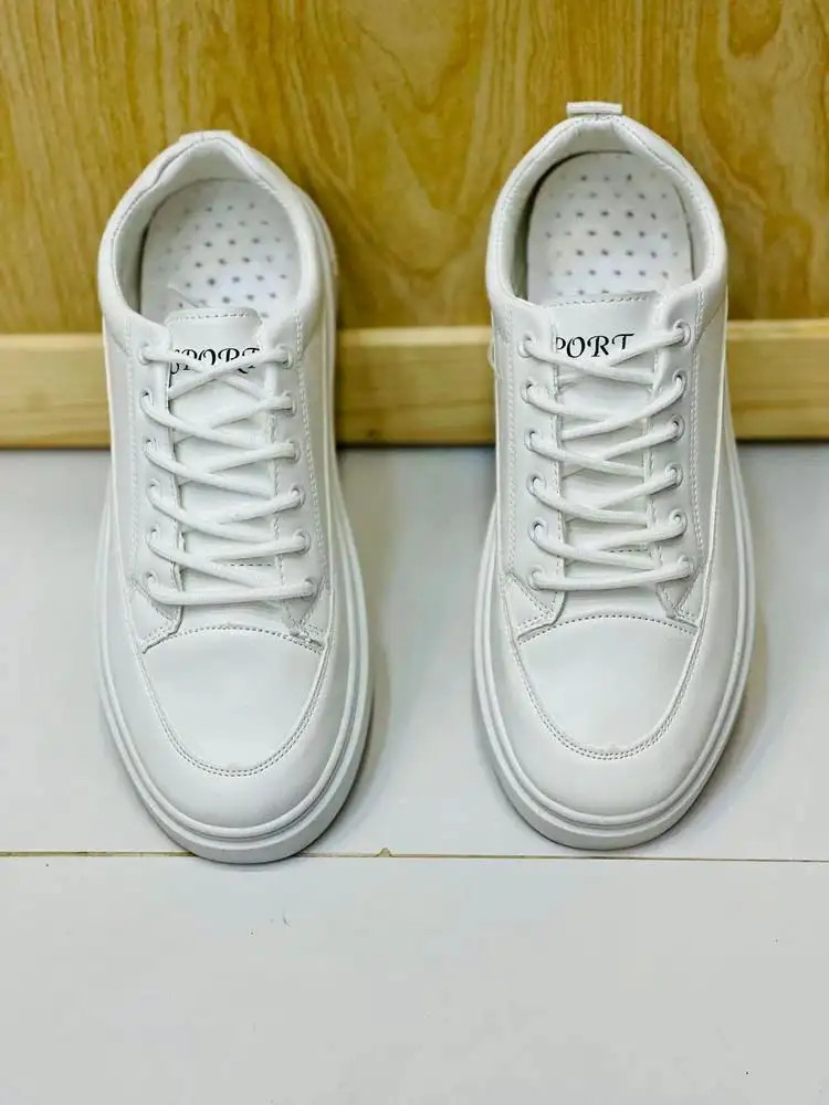 Shoeses