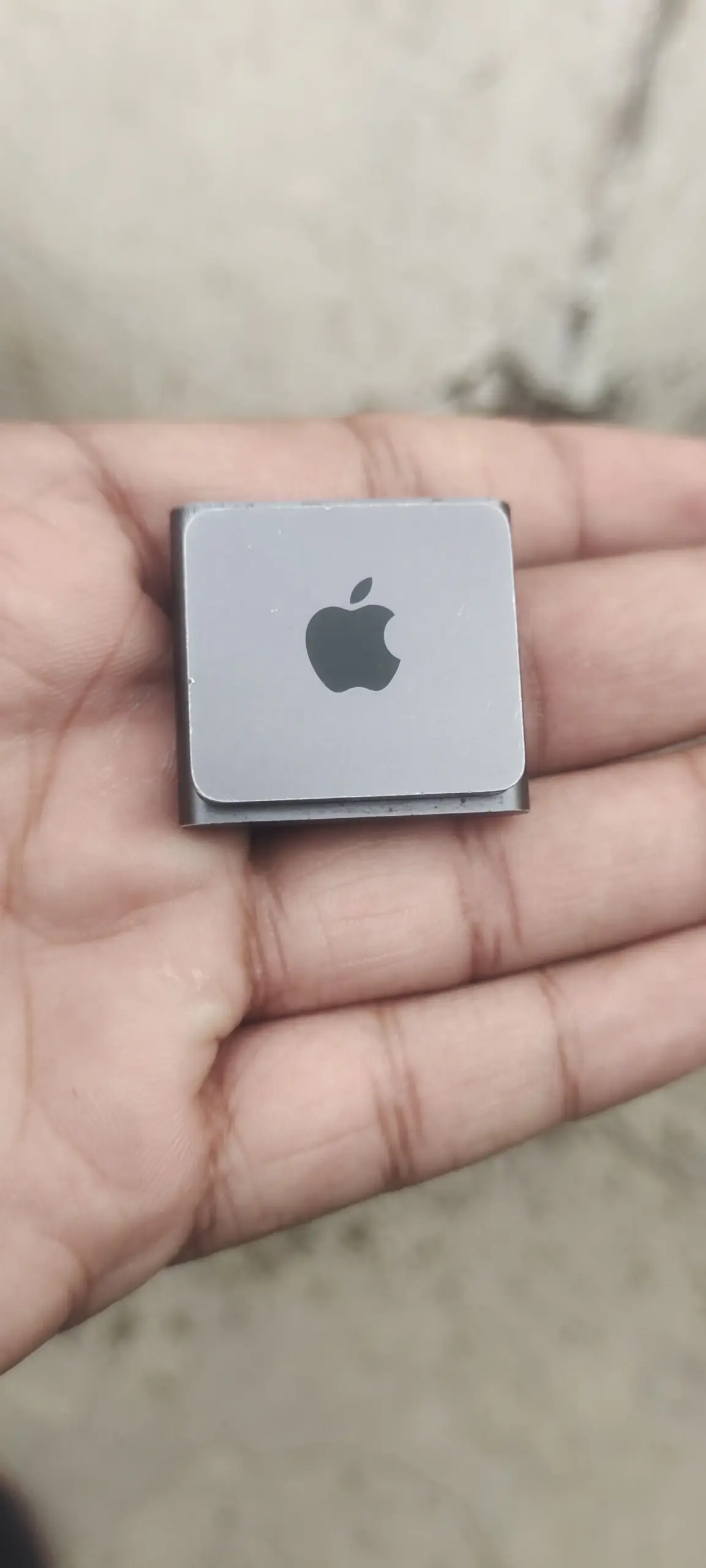 Ipod shuffle 4th generation